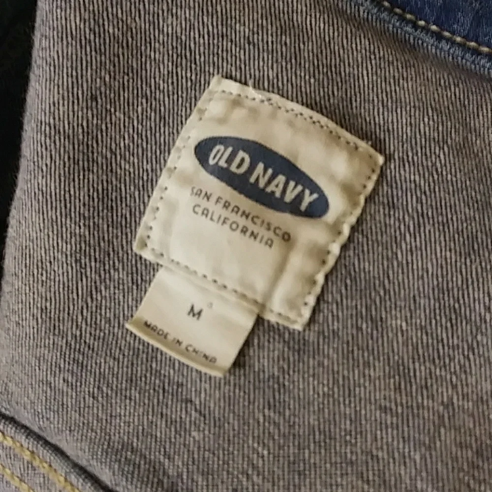 Old Navy Women's Medium Jean Denim Jacket Silver Buttons EUC - Picture 5 of 6